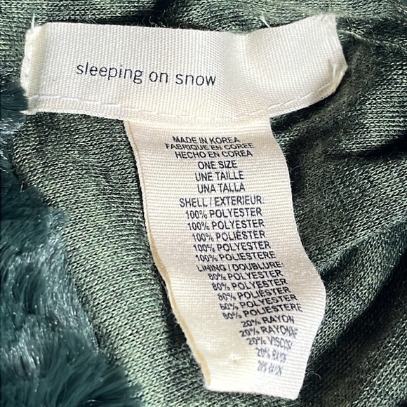 Anthro Sleeping on Snow Faux Fur Silky Cuffed Toboggan Hat - Picture 7 of 9